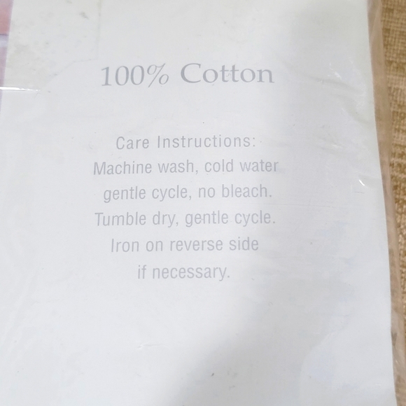 Keeco Battenberg Twin Bed Ruffle 39" x 76" NWT - Picture 4 of 5